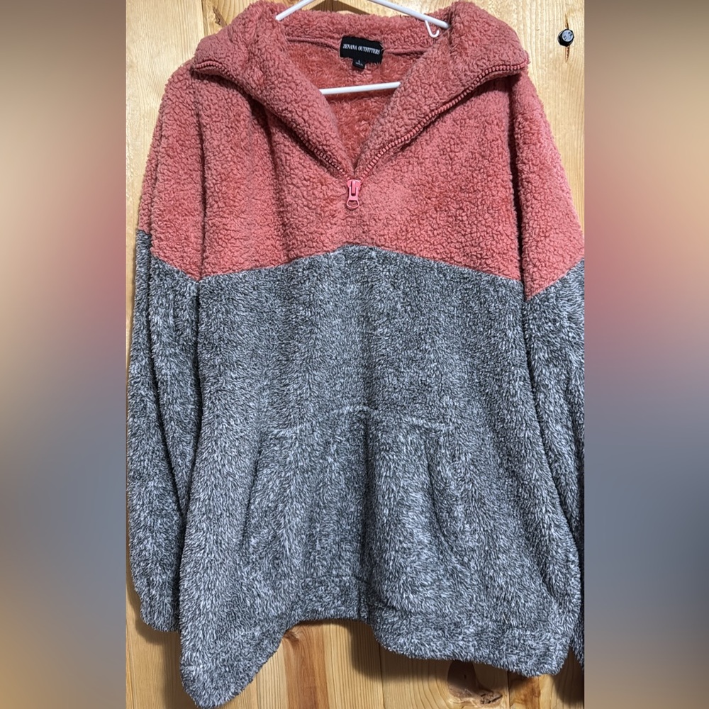 Large pullover.  Super cozy. Zenana Outfitters